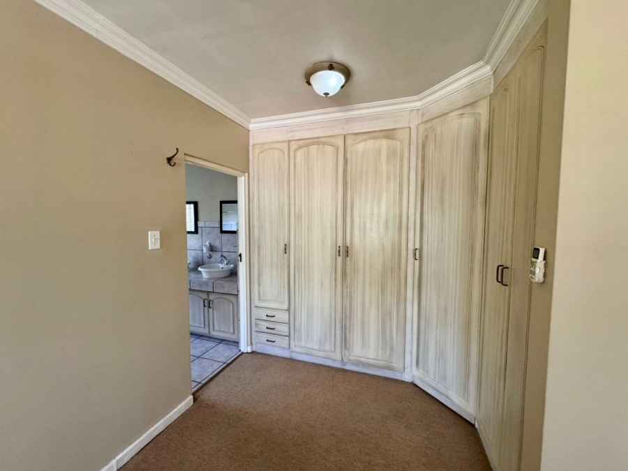 4 Bedroom Property for Sale in Caribbean Beach Club North West